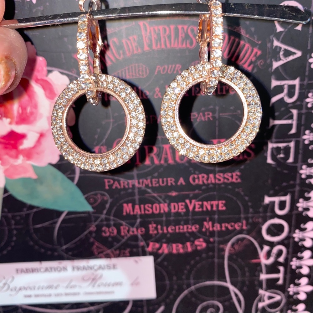 🔥HP🔥Sparkly Rose Gold Rhinestone Drop Earrings NEW - Picture 5 of 8